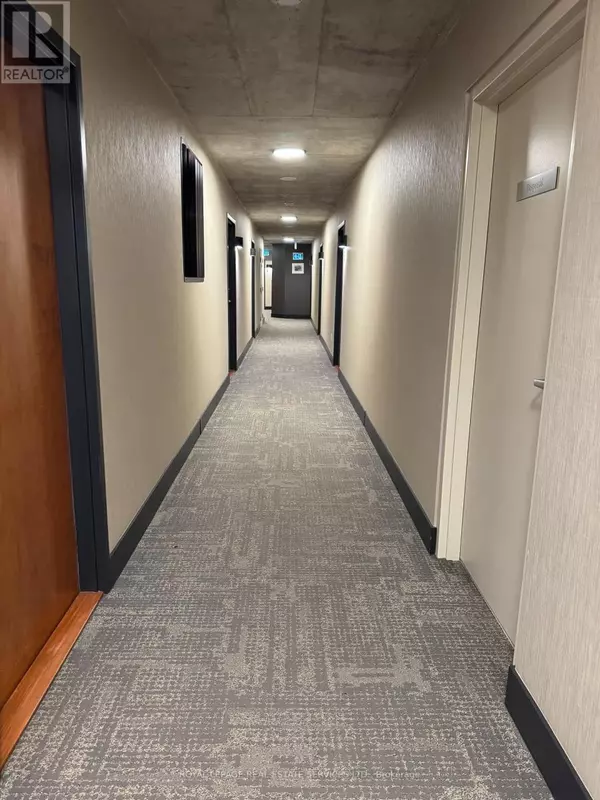 Toronto (waterfront Communities), ON M5A4T3,80 Mill ST #406