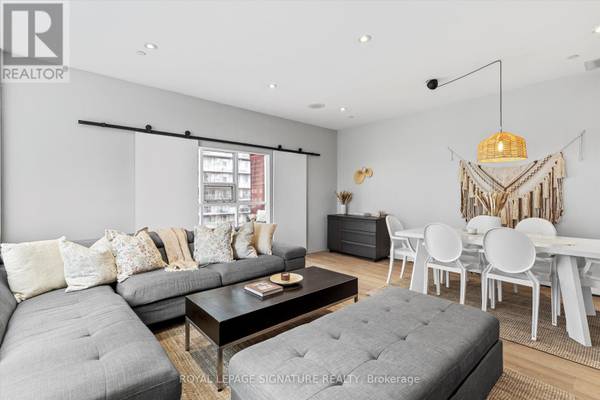 393 King ST West #1201, Toronto (niagara), ON M5V3G8