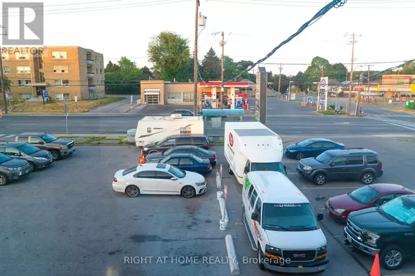 Toronto (victoria Village), ON M1R1R4,1758 VICTORIA PARK AVENUE