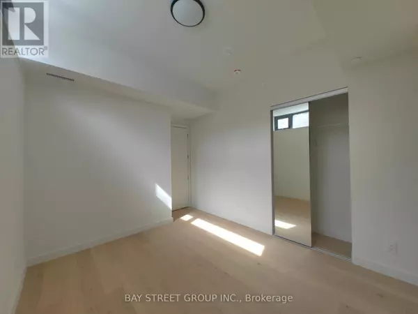 Toronto (church-yonge Corridor), ON M4Y0C5,81 Wellesley ST East #204