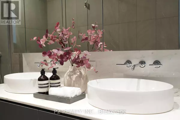 Toronto (casa Loma), ON M4V2L3,2 Forest Hill RD #206