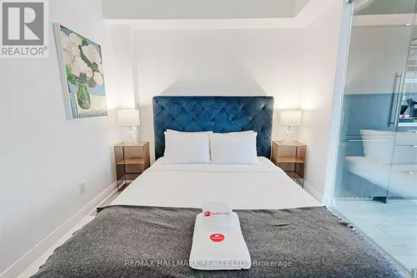 Toronto (annex), ON M5R0B4,155 Yorkville AVE #1412