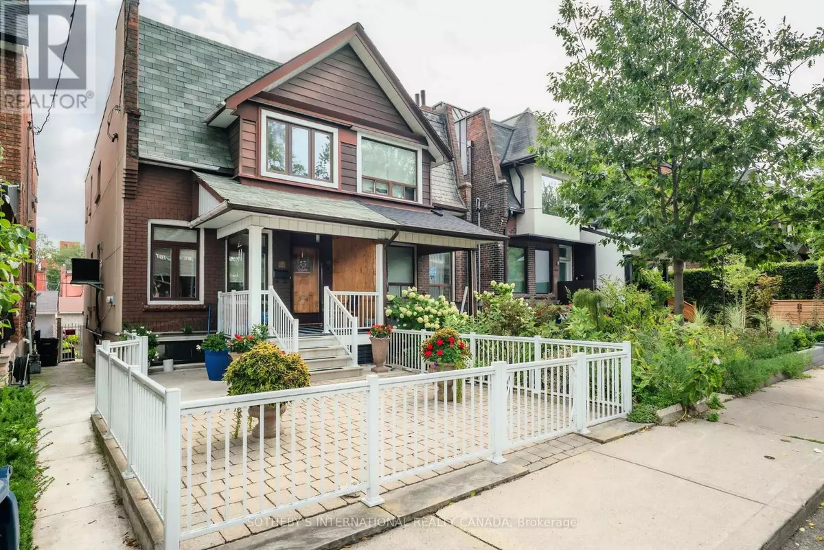 Toronto (dufferin Grove), ON M6K2P6,41 MARGUERETTA STREET