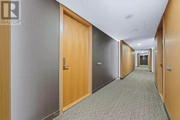 Toronto (waterfront Communities), ON M5V0G9,629 King ST West #212