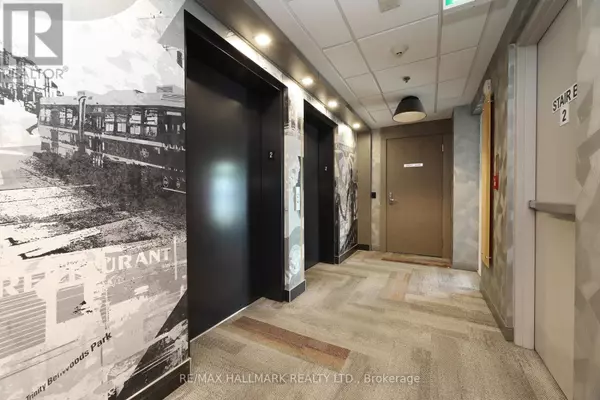 Toronto (trinity-bellwoods), ON M6J2Z2,109 Ossington AVE #211