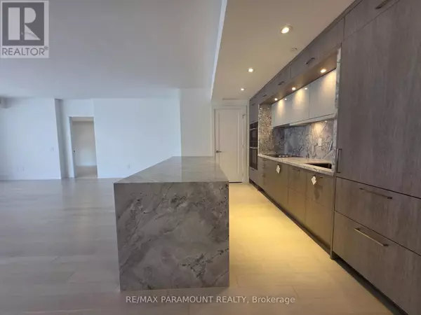 Toronto (waterfront Communities), ON M5A0Y4,155 Merchants Wharf #515