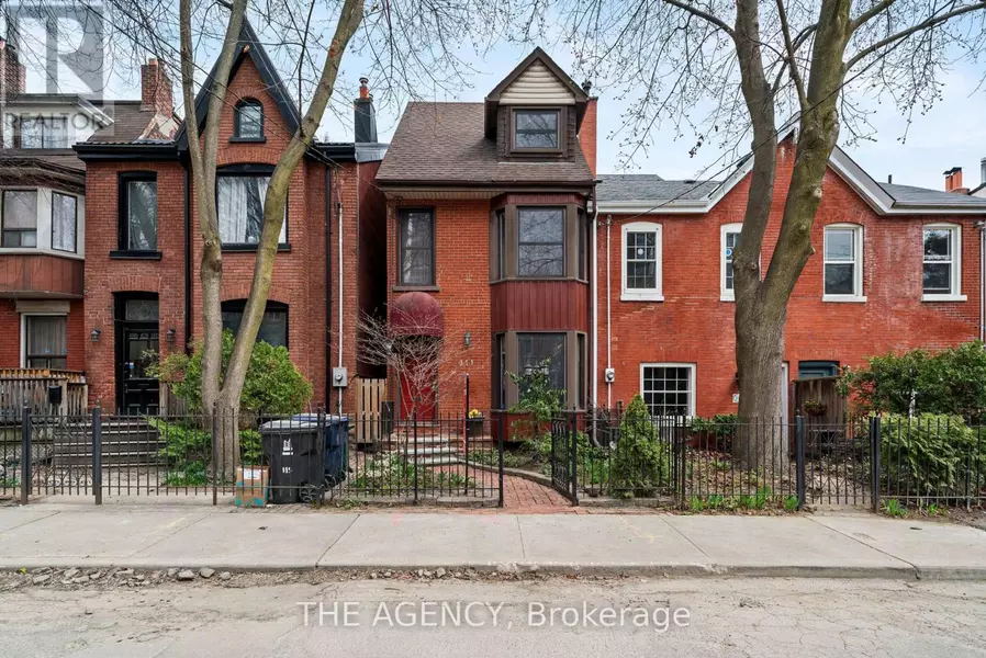 111 SEATON STREET, Toronto (moss Park), ON M5A2T2
