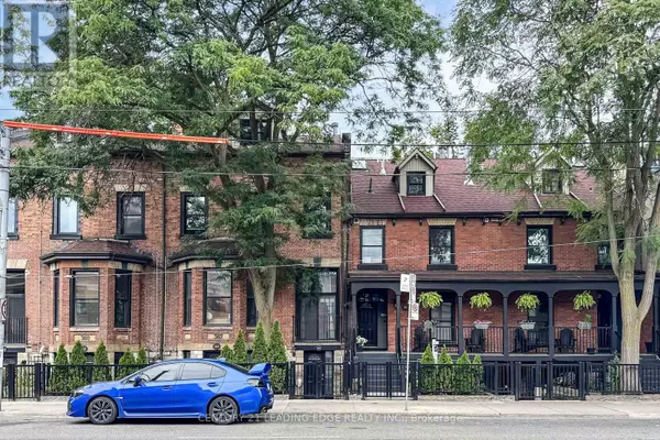 Toronto (moss Park), ON M5A2A3,364 Dundas ST East #4