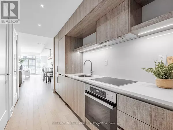 Toronto (rosedale-moore Park), ON M4T0A5,6 Jackes AVE #705