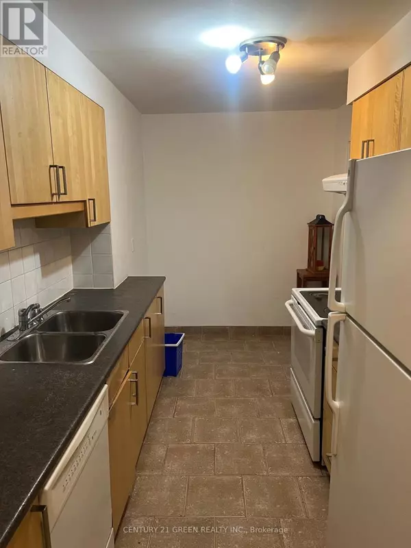 Toronto (hillcrest Village), ON M2H3J9,4005 Don Mills RD #132