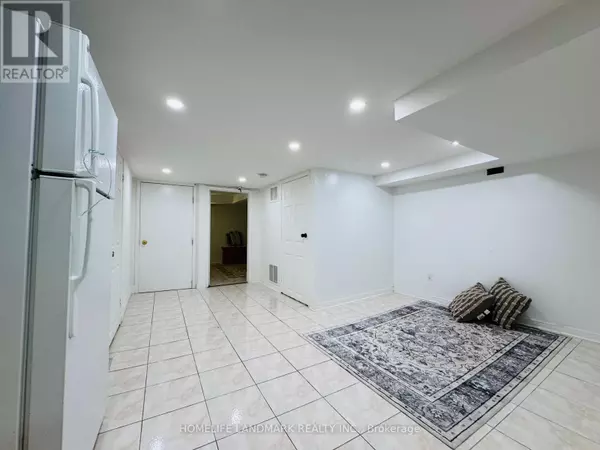 Toronto (trinity-bellwoods), ON M6J2J8,149 Euclid AVE #Basement
