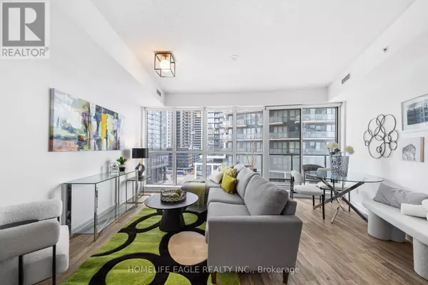 Toronto (niagara), ON M6K3P8,51 East Liberty ST #706