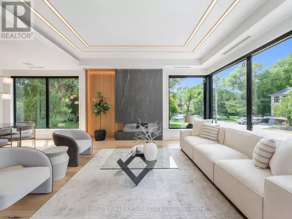 Toronto (bedford Park-nortown), ON M5M1K4,585 BEDFORD PARK AVENUE