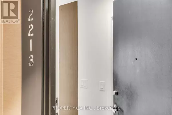 Toronto (regent Park), ON M5A0C3,170 Sumach ST #2213