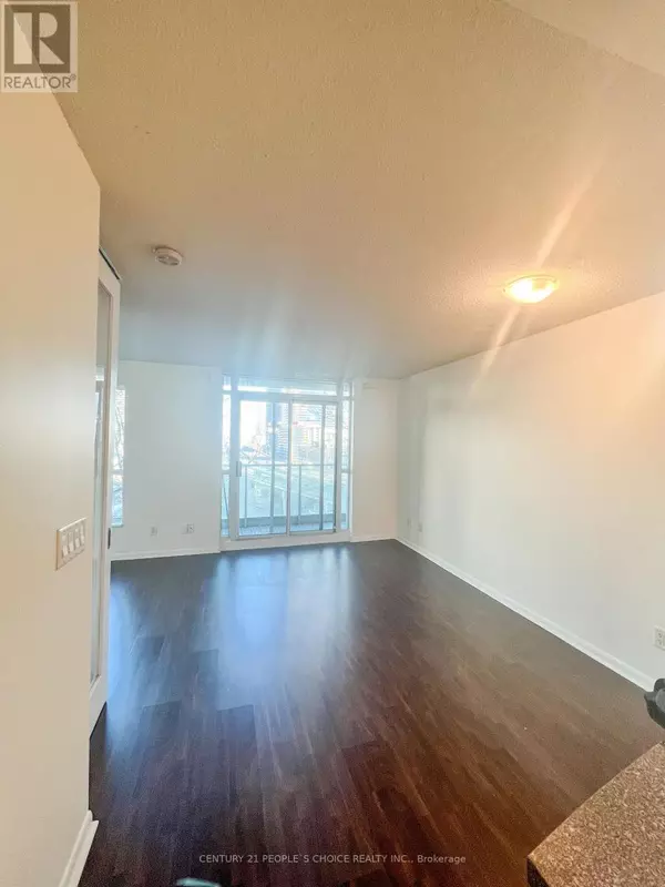 Toronto (waterfront Communities), ON M5E1Z8,18 Yonge ST #806