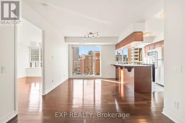 Toronto (yonge-st. Clair), ON M4V1M7,60 St Clair AVE West #1101