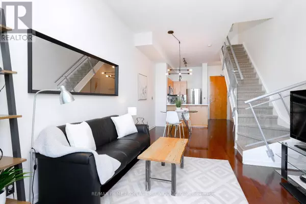 Toronto (waterfront Communities), ON M5V3P1,388 Richmond ST West #923