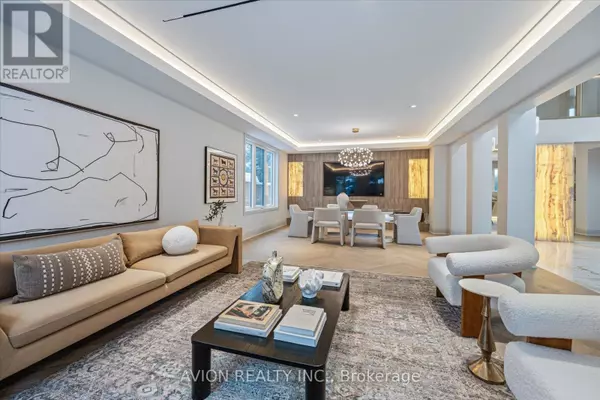 Toronto (st. Andrew-windfields), ON M2P1K5,72 LORD SEATON ROAD