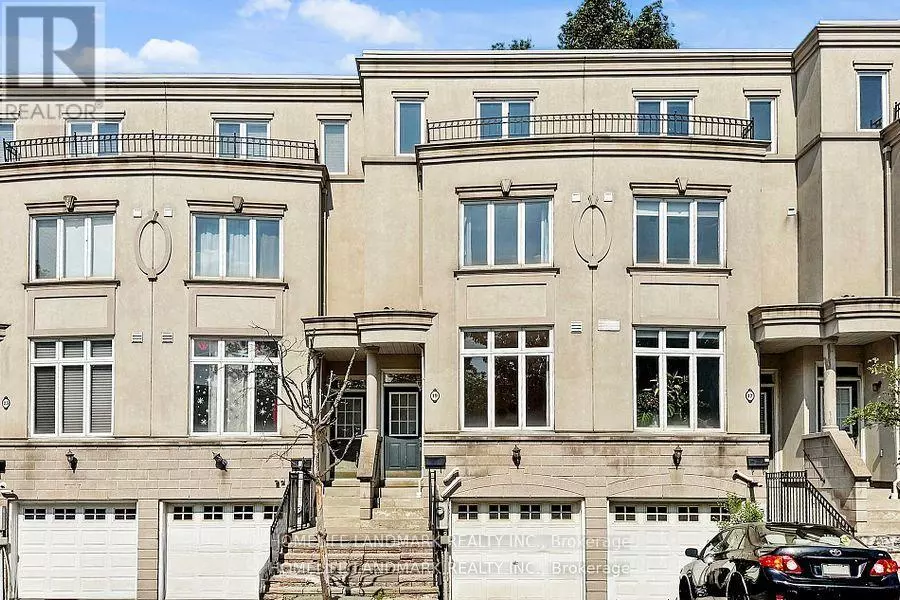 Toronto (newtonbrook West), ON M2M4M4,19 ENGLISH GARDEN WAY