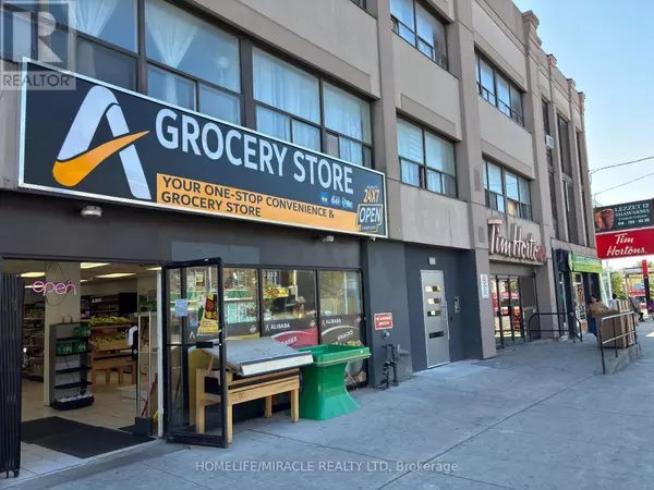 1801 EGLINTON AVENUE W, Toronto (oakwood Village), ON M6E2H7