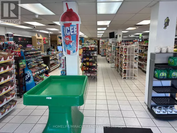 Toronto (oakwood Village), ON M6E2H7,1801 EGLINTON AVENUE W