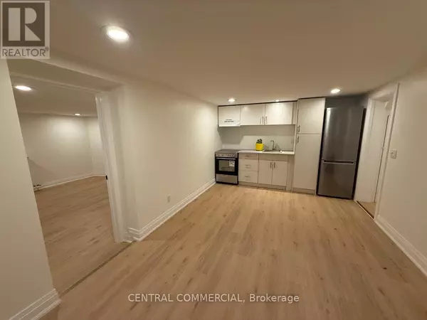 Toronto (mount Pleasant East), ON M4P1T1,38 Fairfield RD North #Basement