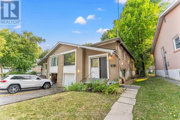 92 ELISE TERRACE, Toronto (newtonbrook West), ON M2R2X1