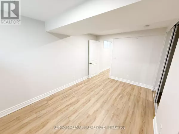 Toronto (banbury-don Mills), ON M3B1B6,82 Norden CRES #BSMNT