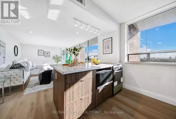 Toronto (annex), ON M4W3C8,914 Yonge ST #1202