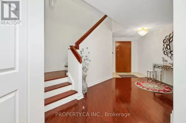 Toronto (bay Street Corridor), ON M5J2S7,33 University AVE #1109