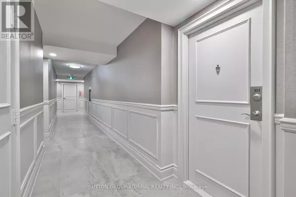 Toronto (westminster-branson), ON M2R3J9,90 Fisherville RD #104