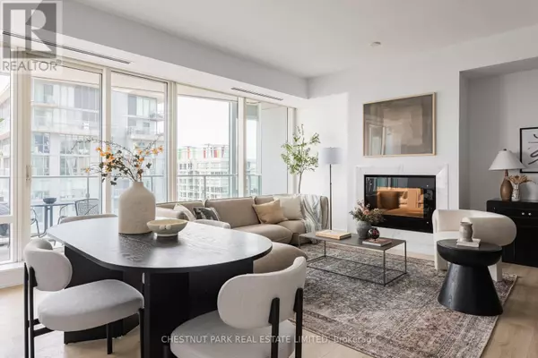 Toronto (bay Street Corridor), ON M5H0A2,180 University AVE #3203