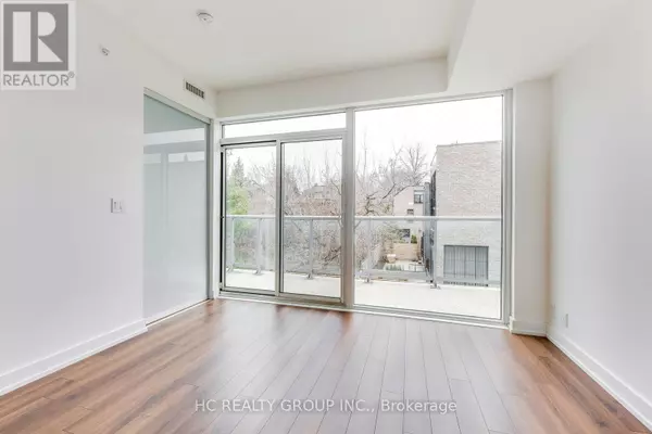 Toronto (casa Loma), ON M4V0A3,6 Parkwood AVE #302