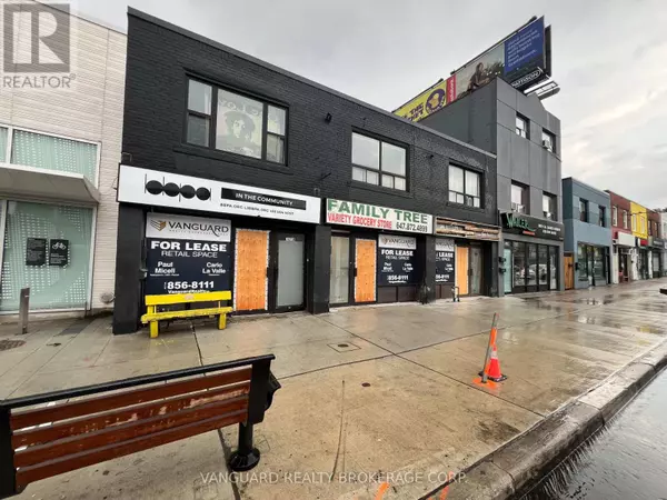Toronto (oakwood Village), ON M6E2H7,1621 EGLINTON AVENUE