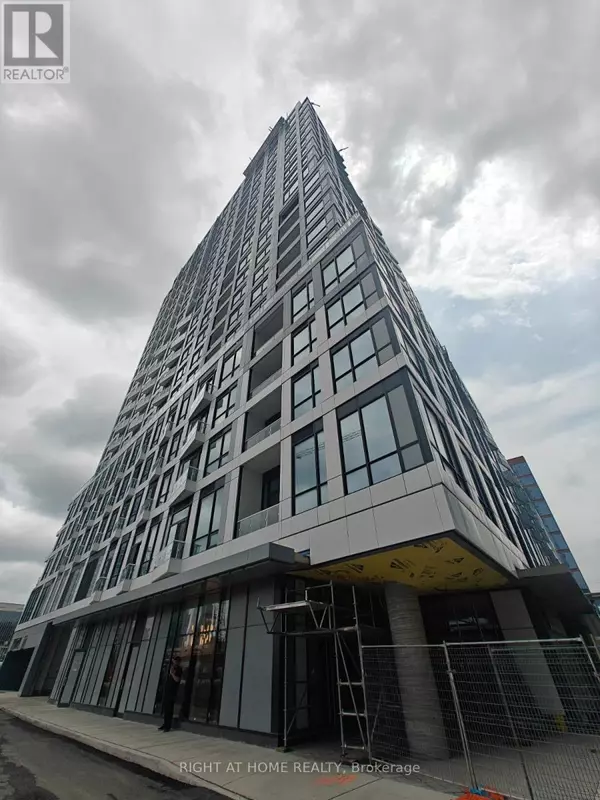 Toronto (waterfront Communities), ON M5A1B4,15 Richardson ST #803