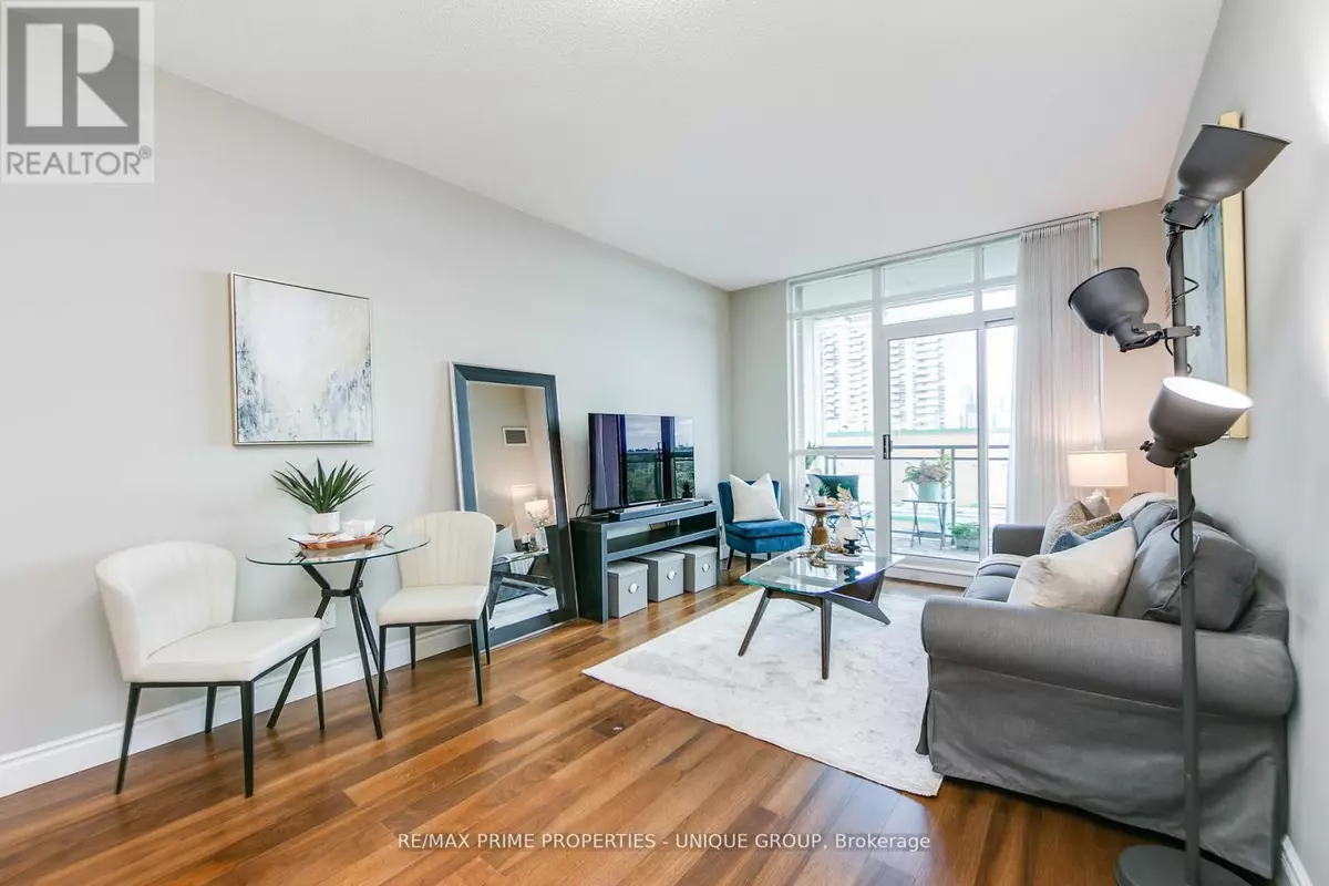 Toronto (mount Pleasant West), ON M4S1A5,319 Merton ST #904