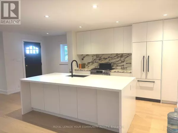 Toronto (bedford Park-nortown), ON M5M1X3,495 ST GERMAIN AVENUE