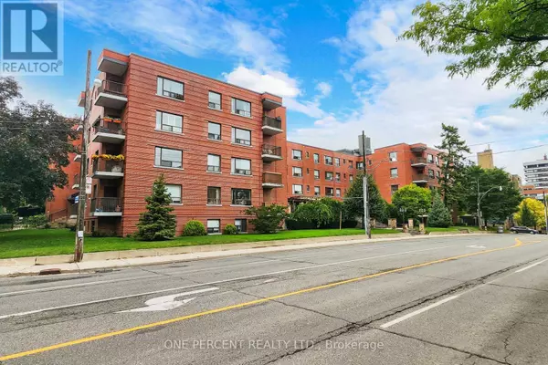2550 Bathurst ST #206, Toronto (forest Hill North), ON M6B2Z2