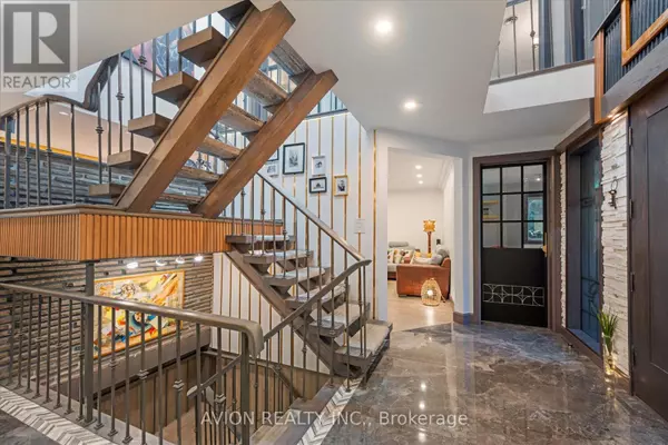 Toronto (bathurst Manor), ON M3H4X1,38 PURDON DRIVE