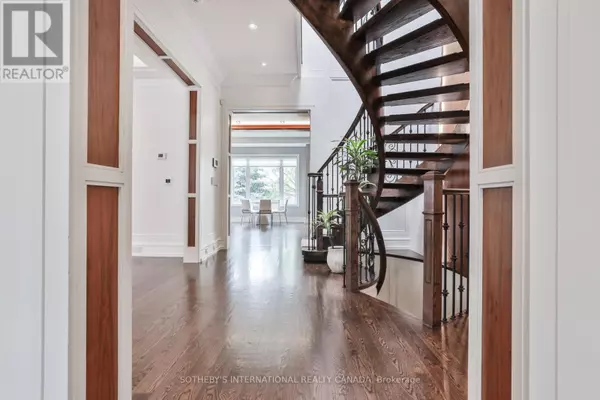 Toronto (willowdale West), ON M2N1W8,128 PARK HOME AVENUE