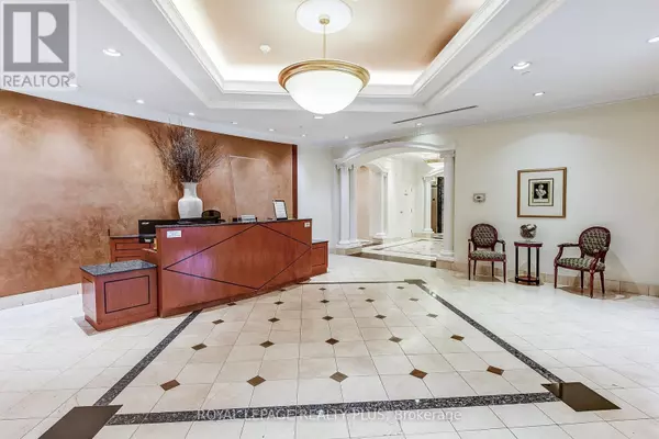 Toronto (annex), ON M4W3V8,980 Yonge ST #715