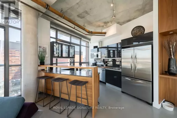 Toronto (waterfront Communities), ON M5A3R3,33 Mill ST #536