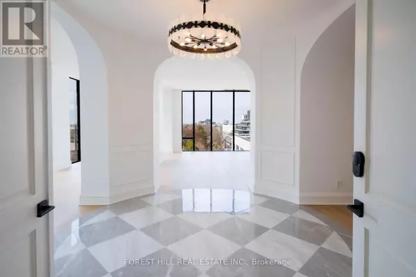 Toronto (humewood-cedarvale), ON M5P0A8,2010 Bathurst ST #6A