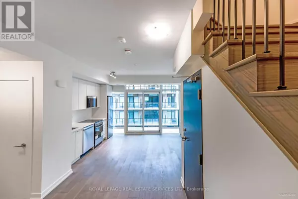 Toronto (clanton Park), ON M3H0E9,861 Sheppard AVE West #6