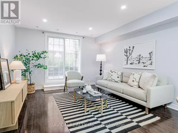 Toronto (westminster-branson), ON M2R3Y2,45 Cedarcroft BLVD #11