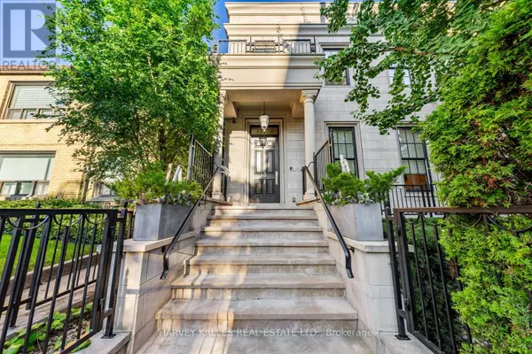 Toronto (forest Hill South), ON M5P3K4,1717B BATHURST STREET