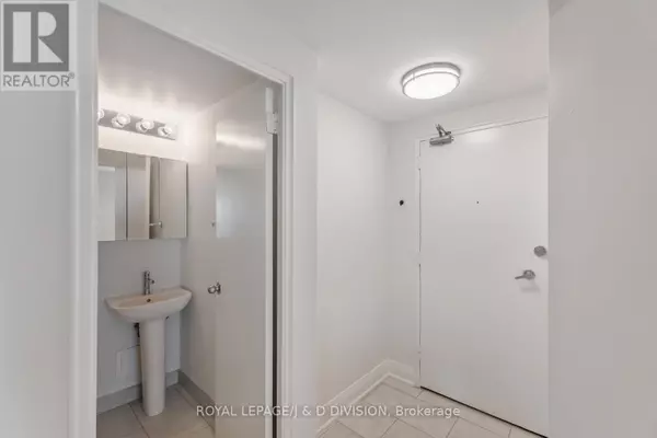 Toronto (forest Hill South), ON M4V2J5,494 Avenue RD #10