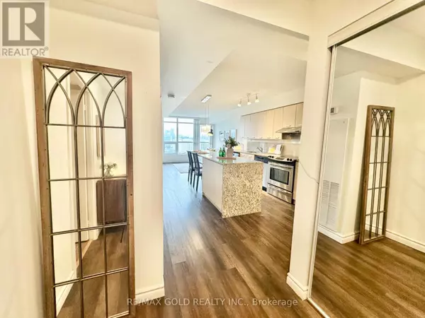 Toronto (bayview Village), ON M2K0B3,29 Singer CT #1210