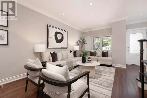 Toronto (oakwood Village), ON M6C3X8,138A CEDRIC AVENUE