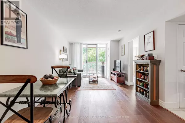 Toronto (mount Pleasant West), ON M4S3H2,253 Merton ST #303